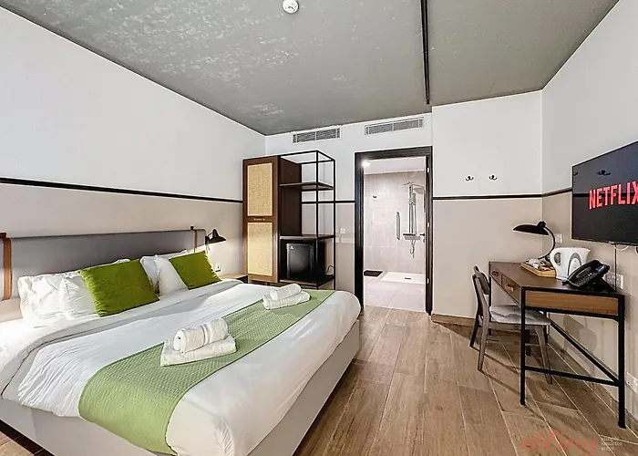 Hotel South 32 By Zzzing Birżebbuġa