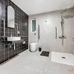 South 32 By Zzzing מלון 3*