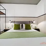 South 32 By Zzzing 3* Birżebbuġa