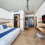 South 32 By Zzzing 3*
