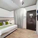 Hotel South 32 By Zzzing 3*