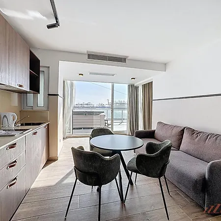 South 32 By Zzzing 3*