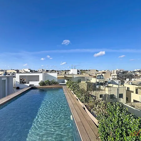 South 32 By Zzzing 3* Birżebbuġa