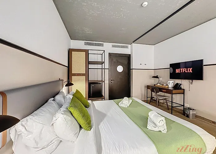South 32 By Zzzing Hotel 3*