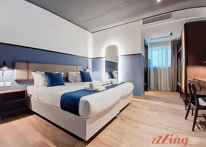 Hotel South 32 By Zzzing 3*