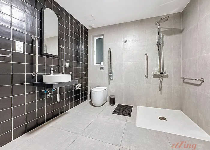 South 32 By Zzzing Hotel 3*