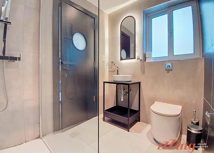 Hotel South 32 By Zzzing 3*